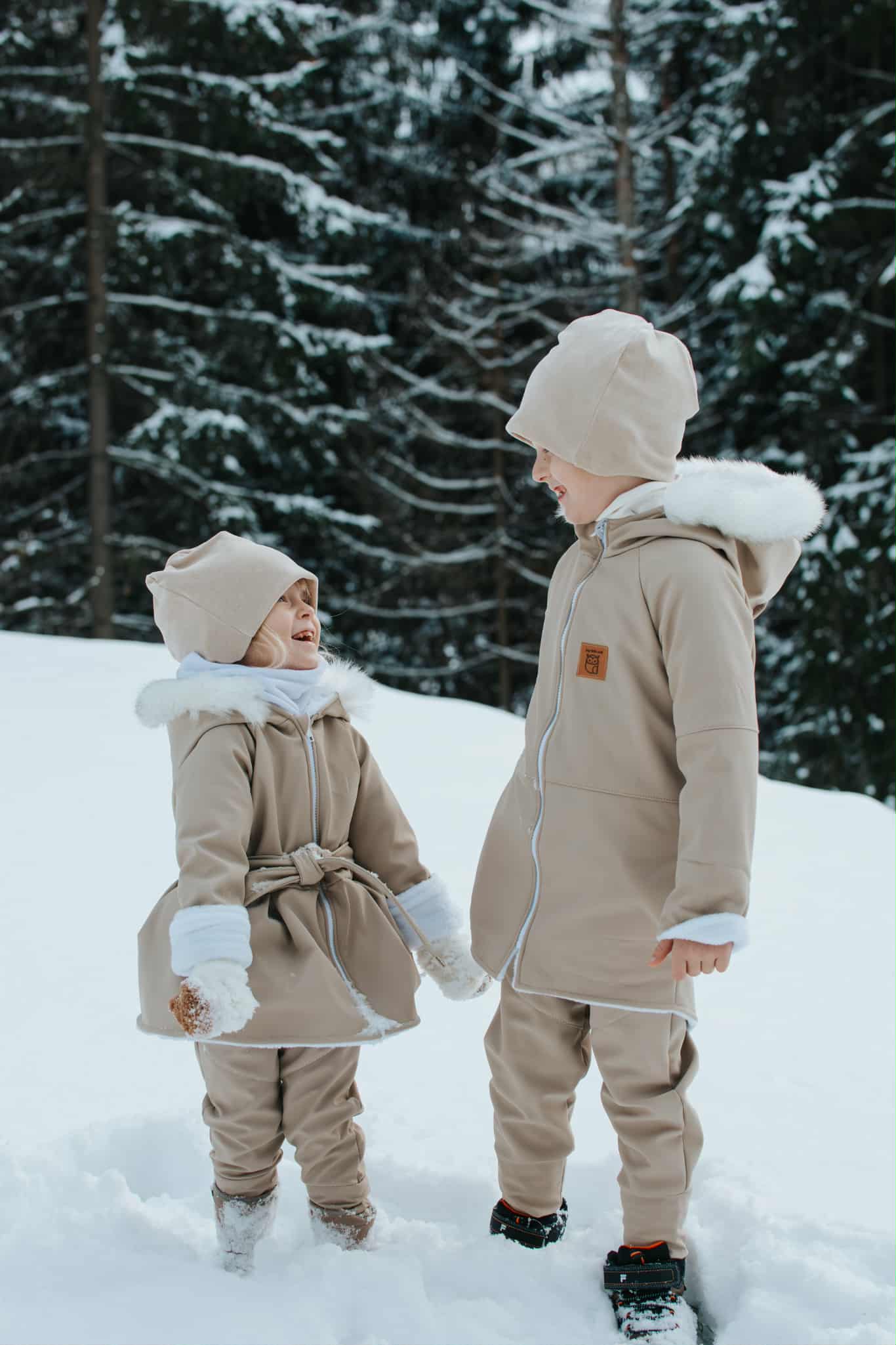 Zimná dievčenská softshell bunda